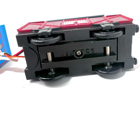 Thomas & Friends Trackmaster Thomas R/C Motorized Train Remote Controlled Tested - Picture 9 of 12